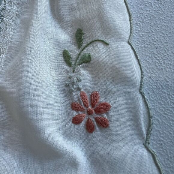 Odette Barsa White Vintage‎ Nightgown Size Medium Handmade Embroidered Details - Picture 6 of 6
